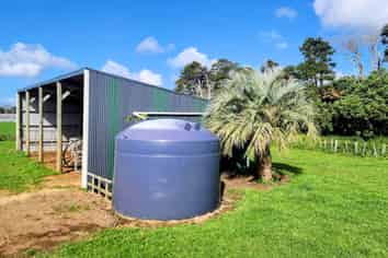 347 Grahams Beach Road, Awhitu