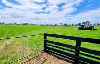 347 Grahams Beach Road, Awhitu