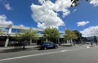 Prime Ellerslie Office on Main Strip
