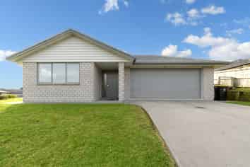 1 Antrim Glade, Welcome Bay