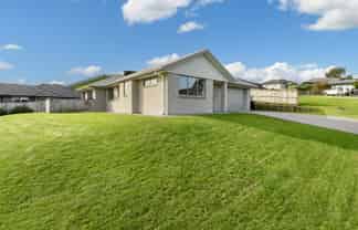 1 Antrim Glade, Welcome Bay