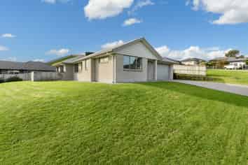 1 Antrim Glade, Welcome Bay