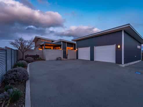 31 Rhoboro Road, Twizel