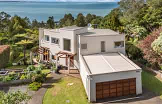 192B Cliff View Drive, Green Bay