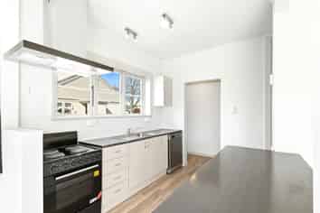 9 Achilles Street, Burwood