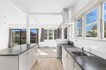 9 Achilles Street, Burwood