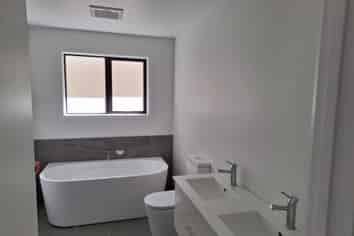 40 Shields Street, Clyde