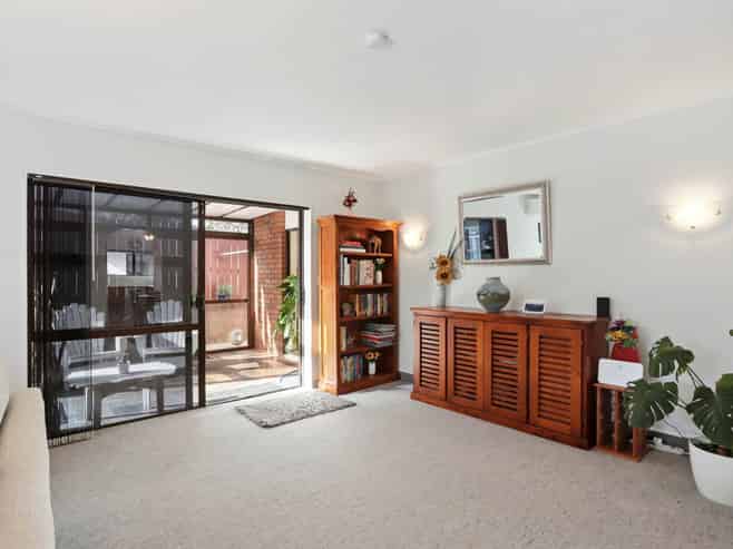 9 Milwaukee Place, Glendene