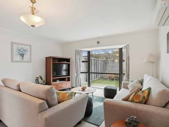 9 Milwaukee Place, Glendene
