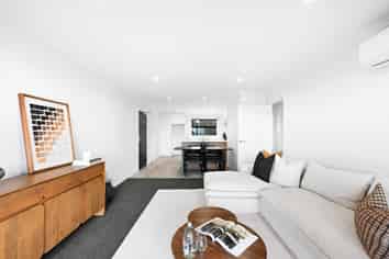 6/12 Ruakiwi Road, Hamilton Lake