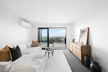 6/12 Ruakiwi Road, Hamilton Lake