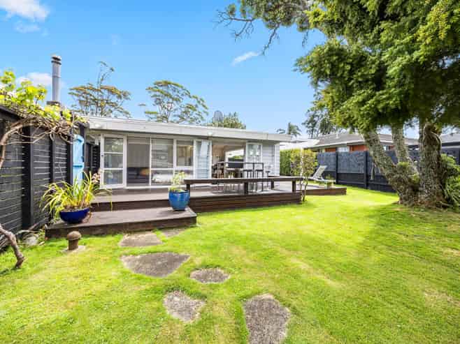 40 Rowan Road, Epsom