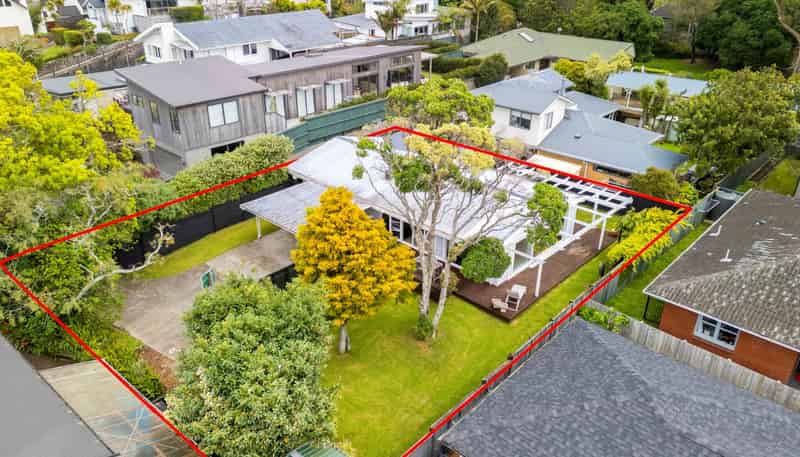 40 Rowan Road, Epsom