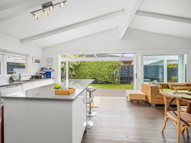 40 Rowan Road, Epsom