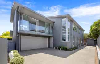 15  Queen Mary Avenue, Epsom