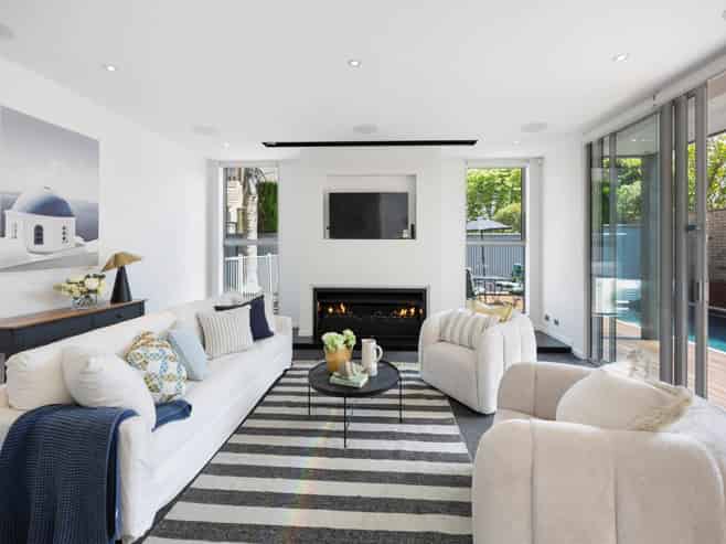15  Queen Mary Avenue, Epsom