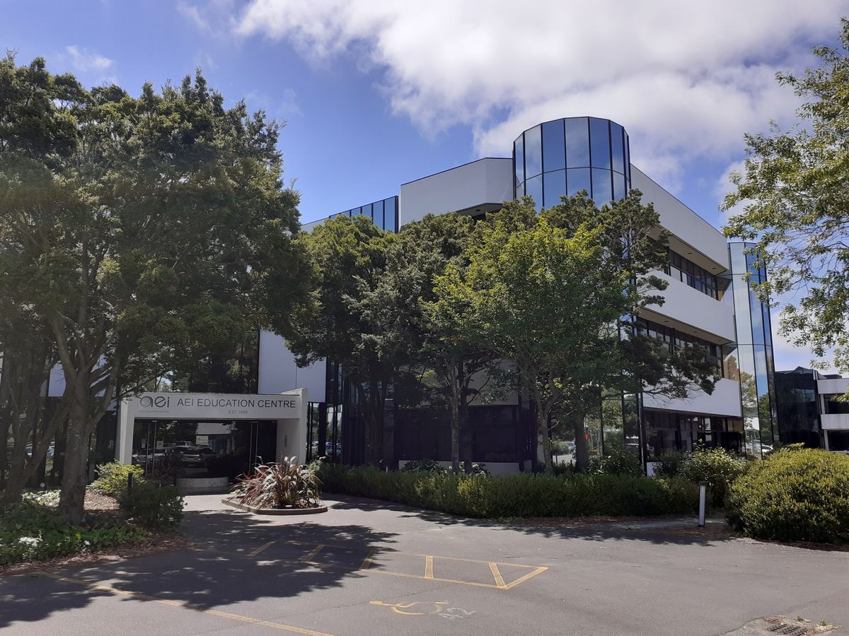 FOR LEASE: 300sqm 3rd Floor Self Contained Office - View 2