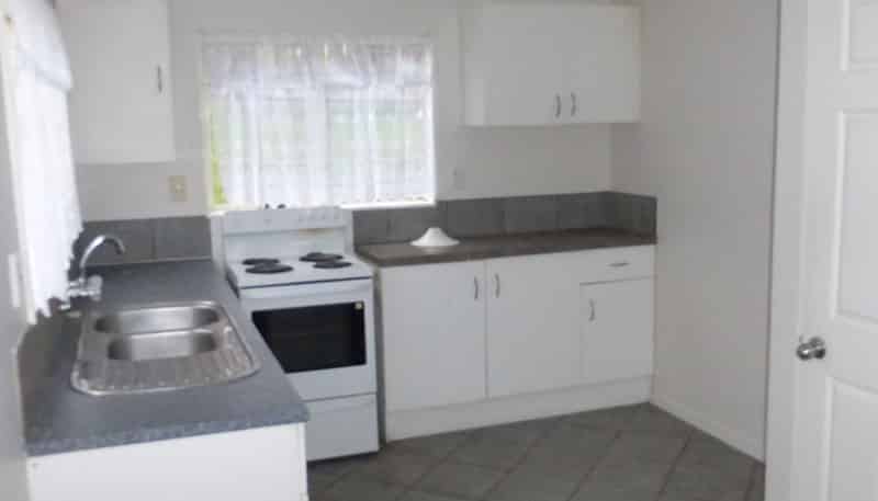 2/2/140a Browns Road, Manurewa