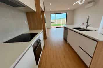 37 Kaapehu Street, Karaka