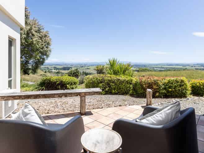 5 Whakapirau Road, Maraekakaho