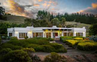 5 Whakapirau Road, Maraekakaho