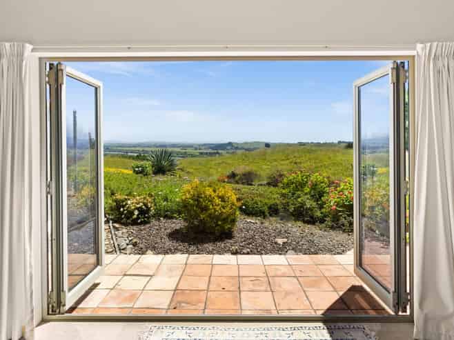 5 Whakapirau Road, Maraekakaho