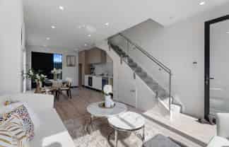 6/10 Hutchinsons Road, Bucklands Beach