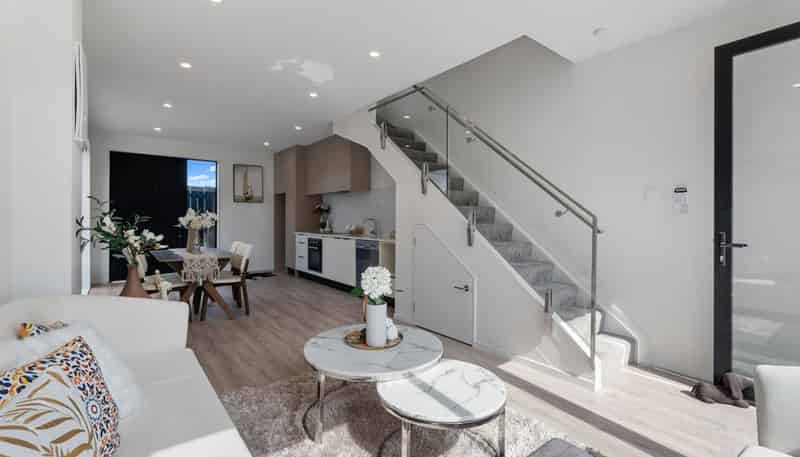6/10 Hutchinsons Road, Bucklands Beach