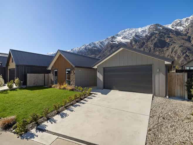 70 Spur Ridge Rise, Hanley's Farm, Jacks Point