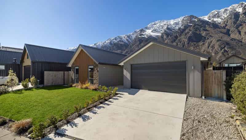 70 Spur Ridge Rise, Hanley's Farm, Jacks Point