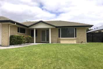 19 Cairns Crescent, Rototuna
