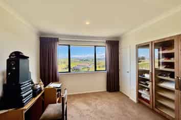 10 Quarry Ridge, Poraiti