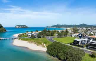 101 Beach Road, Whangamata