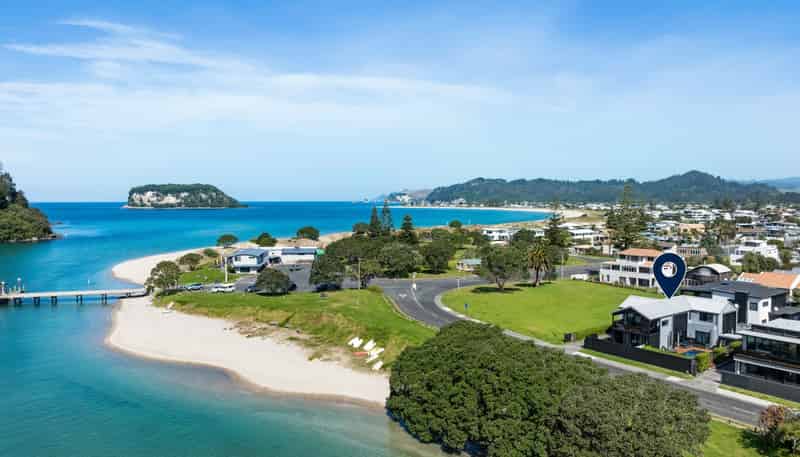 101 Beach Road, Whangamata