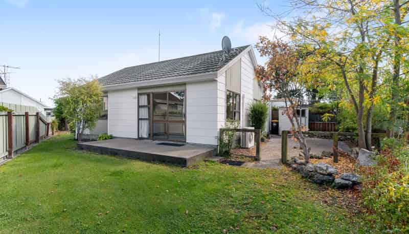 22b Raglan Street, Lansdowne