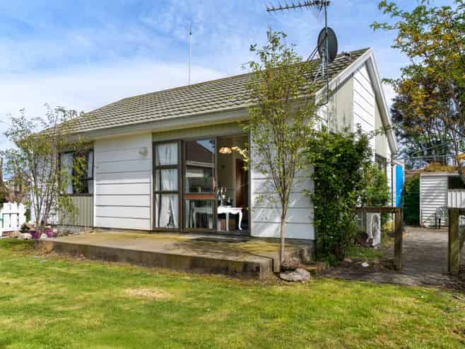 22b Raglan Street, Lansdowne