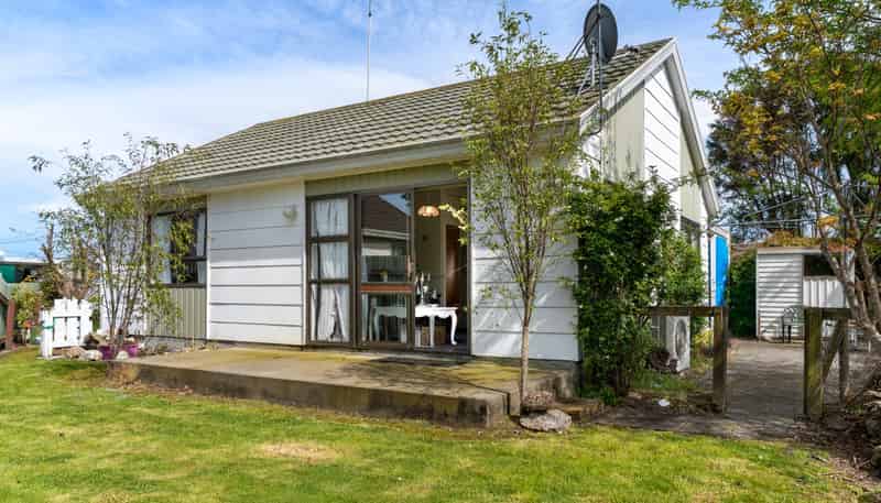 22b Raglan Street, Lansdowne