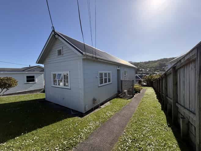 84a Tiber Street, Island Bay