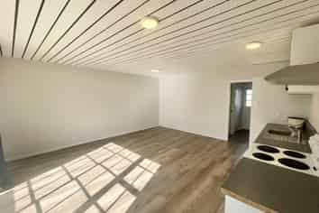 6/553 Hillside Road, Caversham
