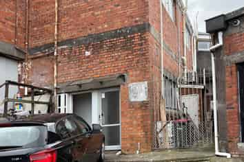 APPROX. 120M² SPACE FOR LEASE
