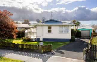 112 Saxbys Road, Deanwell