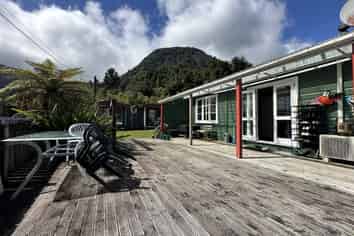 20 Cron Street, Franz Josef Glacier