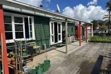 20 Cron Street, Franz Josef Glacier