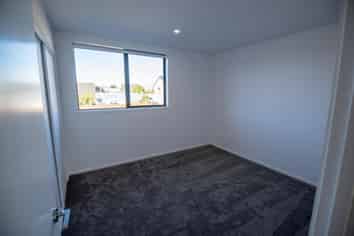 7/12  Freyberg Avenue, Riccarton