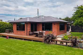 18 Mclean Street, GLENAVY