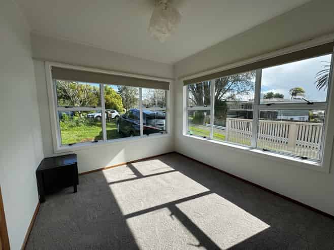 21 Laurelwood Ave, Pukekohe