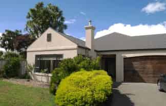 8 Santa Teresa Ct, Paraparaumu Beach