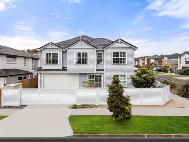 2 Piringa Street, Flat Bush