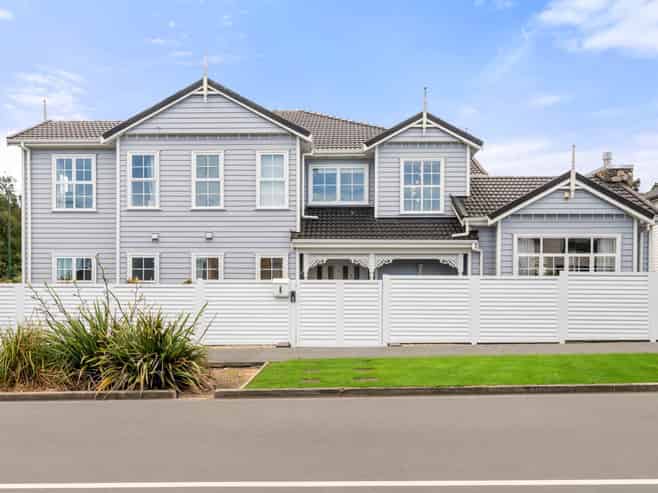 2 Piringa Street, Flat Bush