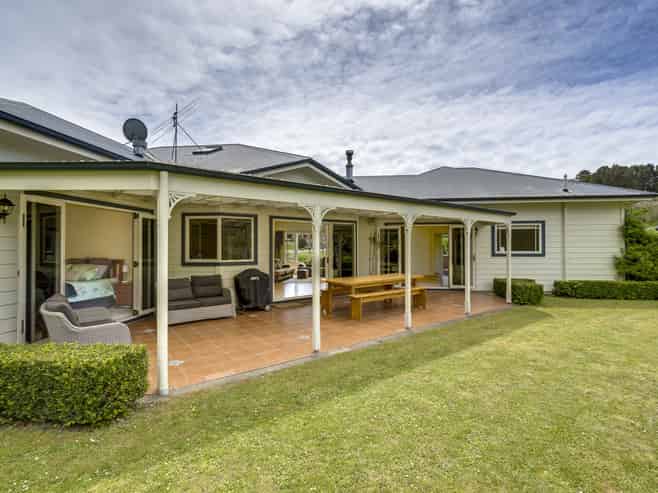 82 Kent Terrace, Taradale